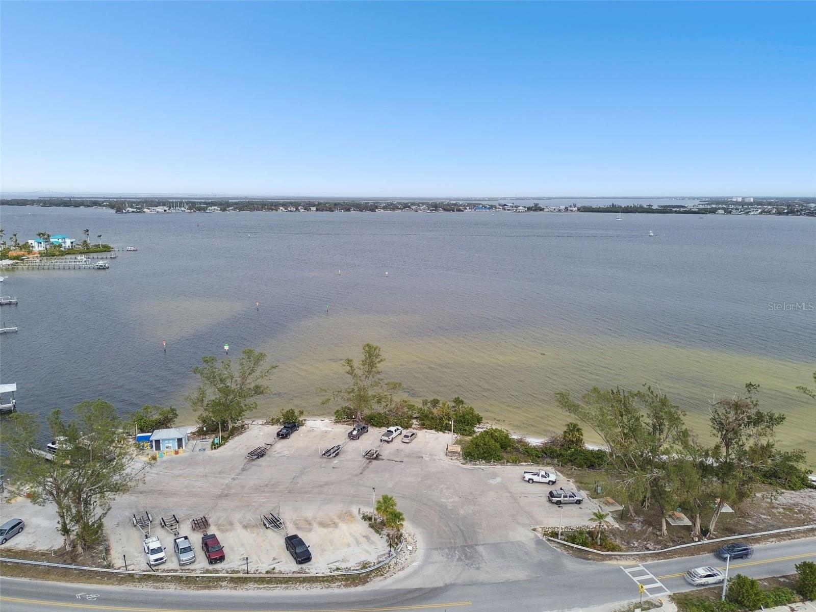 HARBOR WOODS - Residential