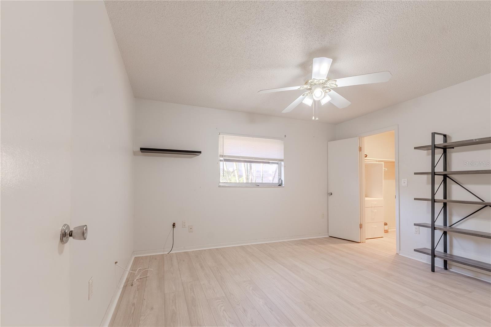 HARBOR WOODS - Residential