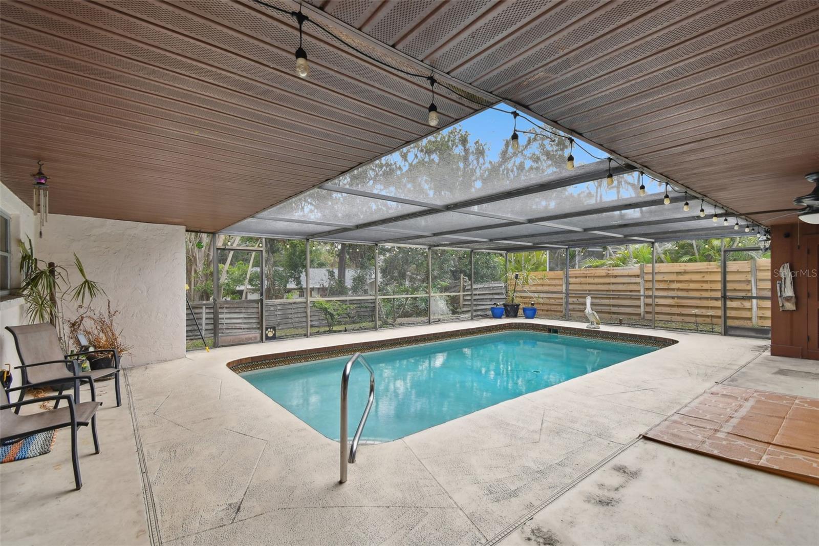 HARBOR WOODS - Residential