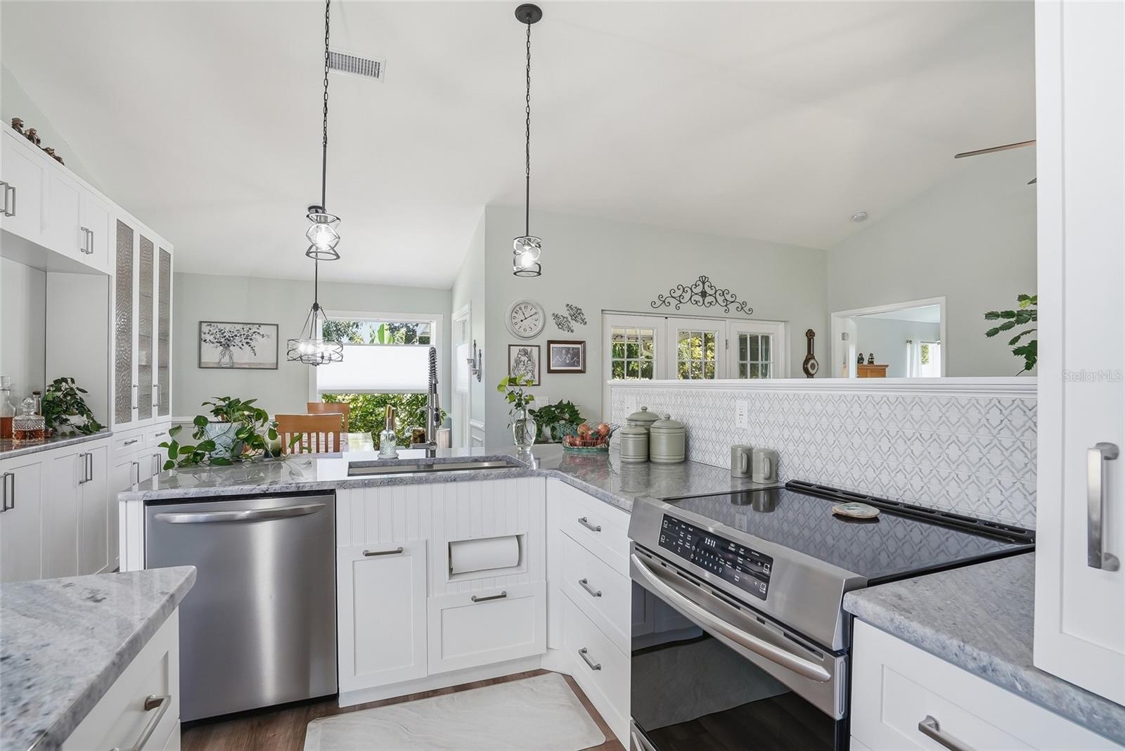 BRADEN RIVER LAKES - Residential
