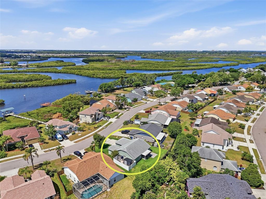 Photo of 4839 14th Avenue E, Bradenton, FL 34208 (MLS # A4691626)