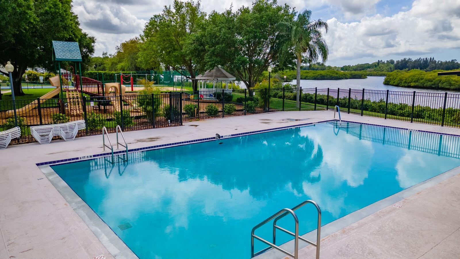 BRADEN RIVER LAKES - Residential