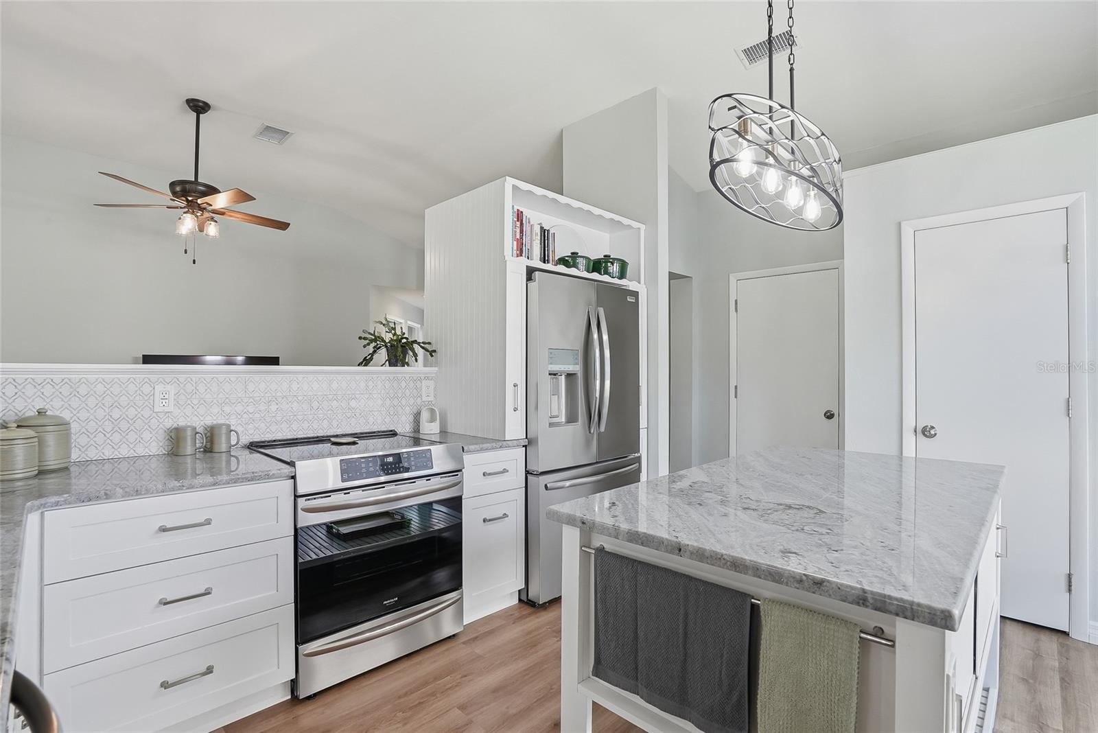 BRADEN RIVER LAKES - Residential