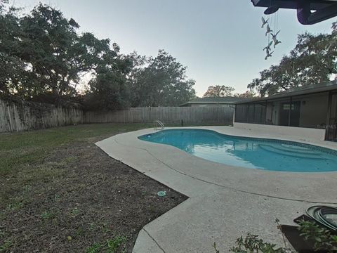 A home in LONGWOOD