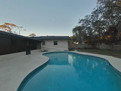 A home in LONGWOOD