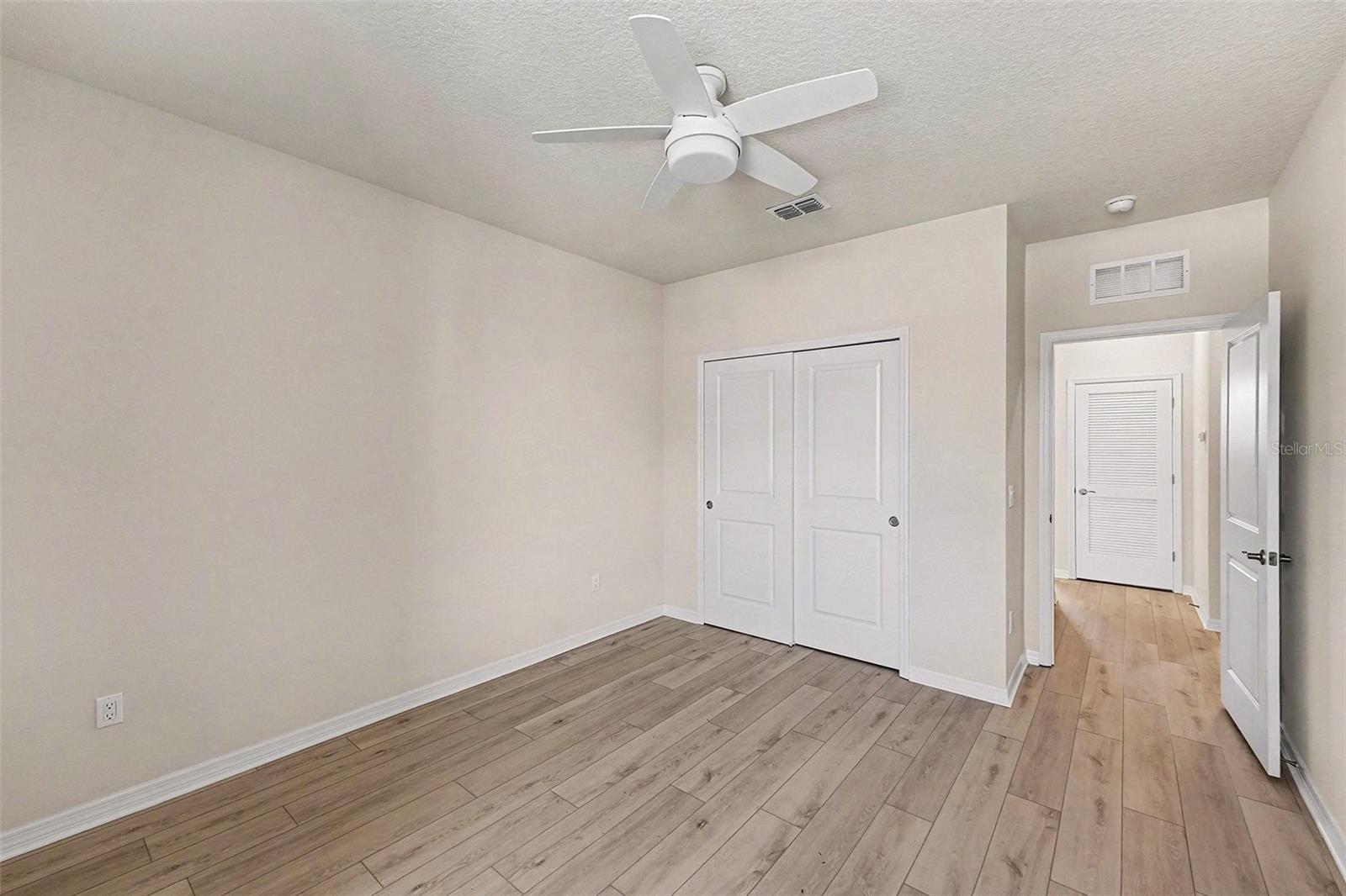 SUMMERSET VILLAS - Residential Lease