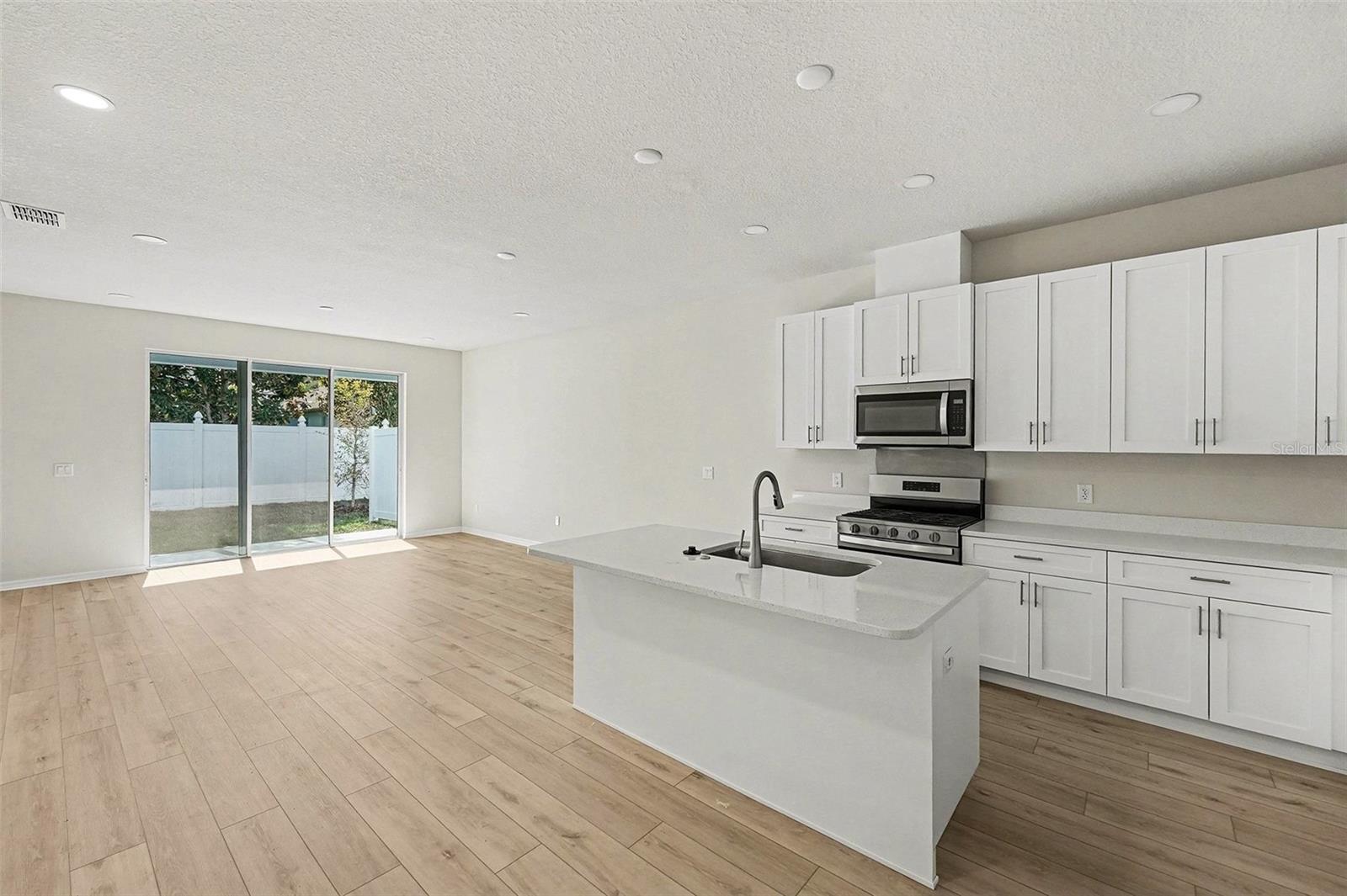 SUMMERSET VILLAS - Residential Lease