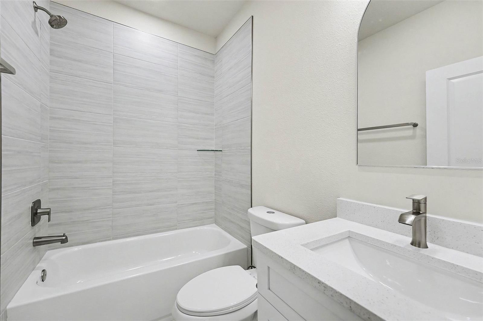 SUMMERSET VILLAS - Residential Lease