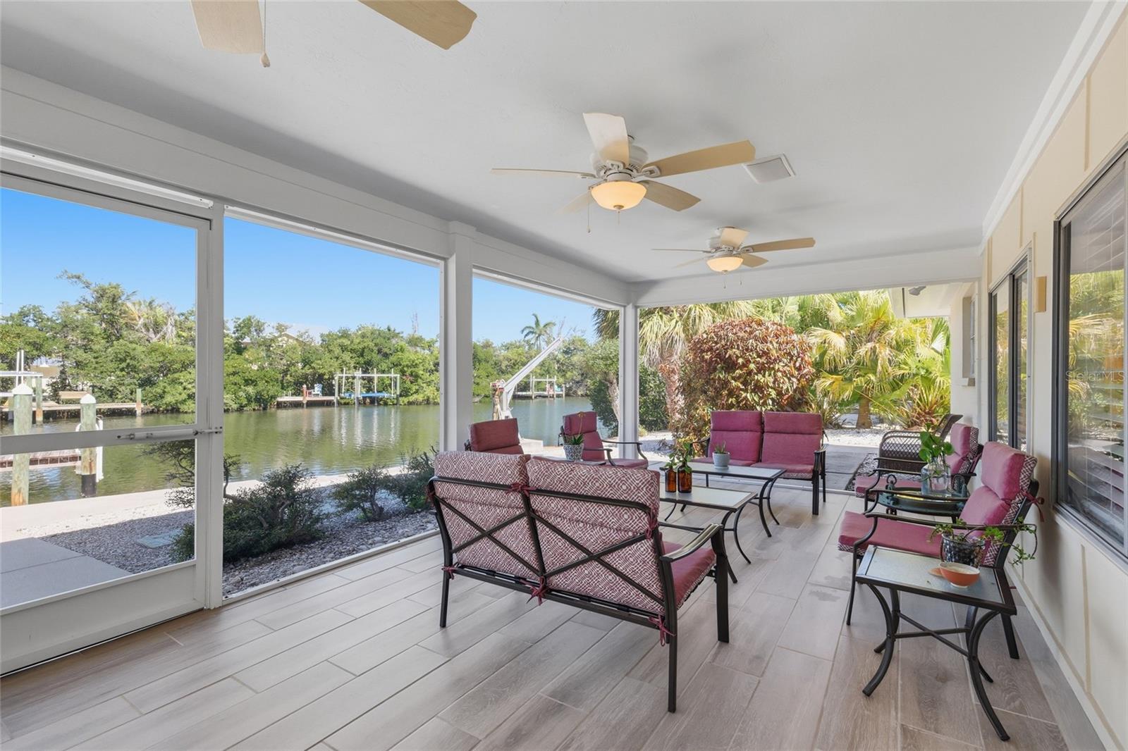 LUANA ISLES - Residential