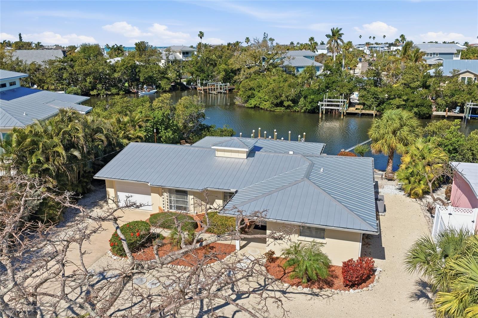 LUANA ISLES - Residential