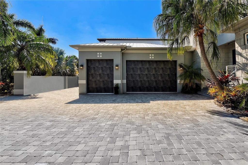 6626 SURFSIDE BLVD - Residential