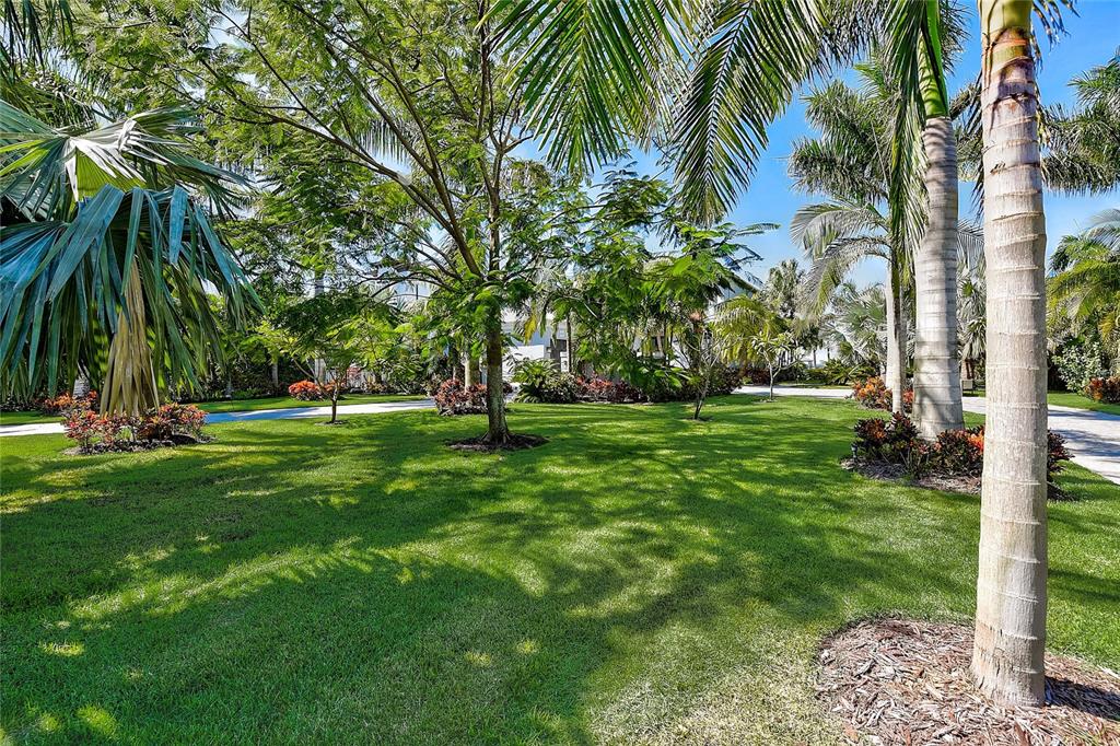 6626 SURFSIDE BLVD - Residential