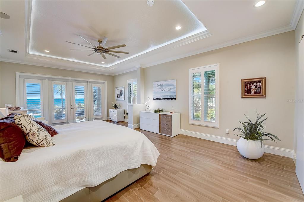 6626 SURFSIDE BLVD - Residential