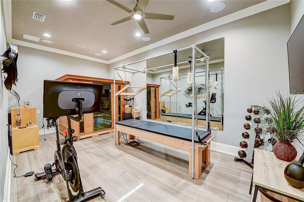 6626 SURFSIDE BLVD - Residential