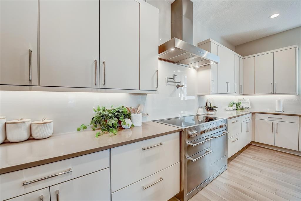 6626 SURFSIDE BLVD - Residential