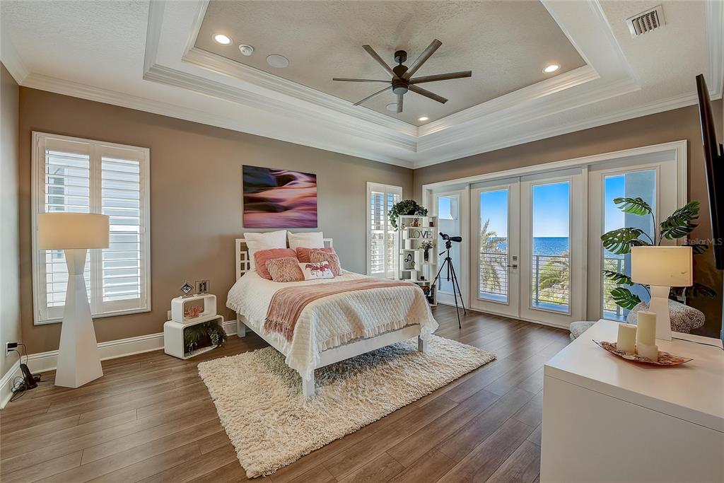 6626 SURFSIDE BLVD - Residential