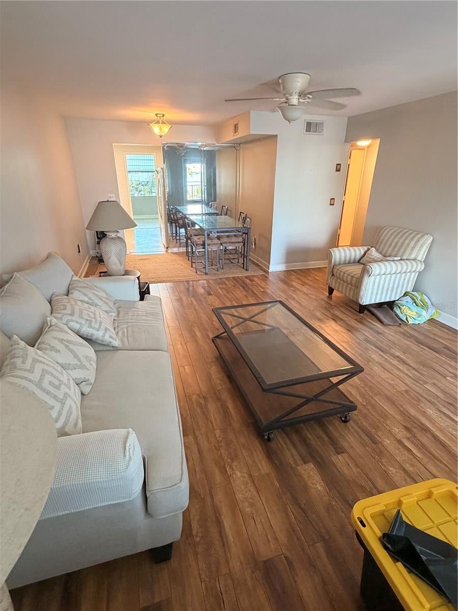 1893 SHORE DR. DRIVE S 216
