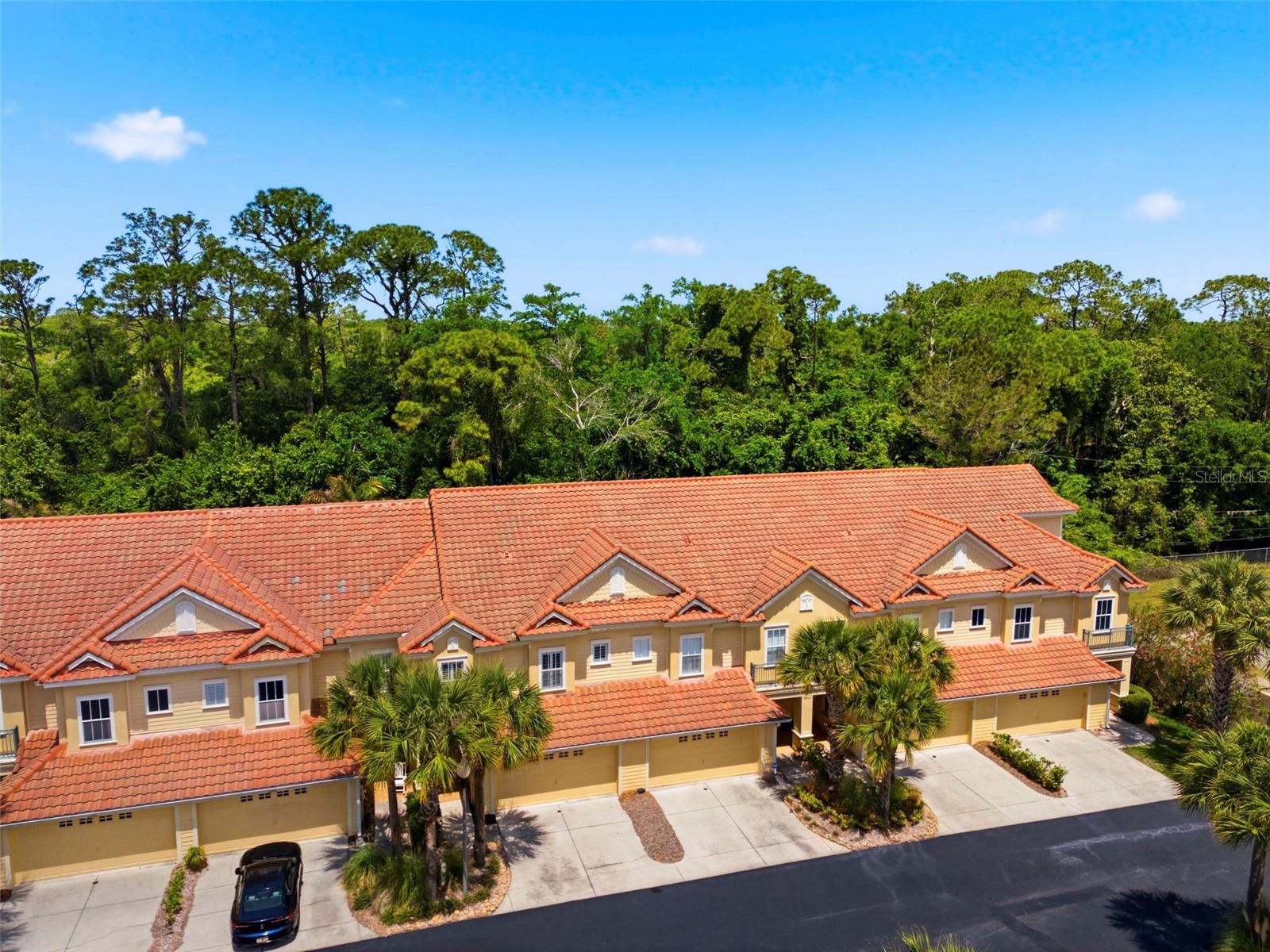 TANGLEWOOD TWNHMS - Residential