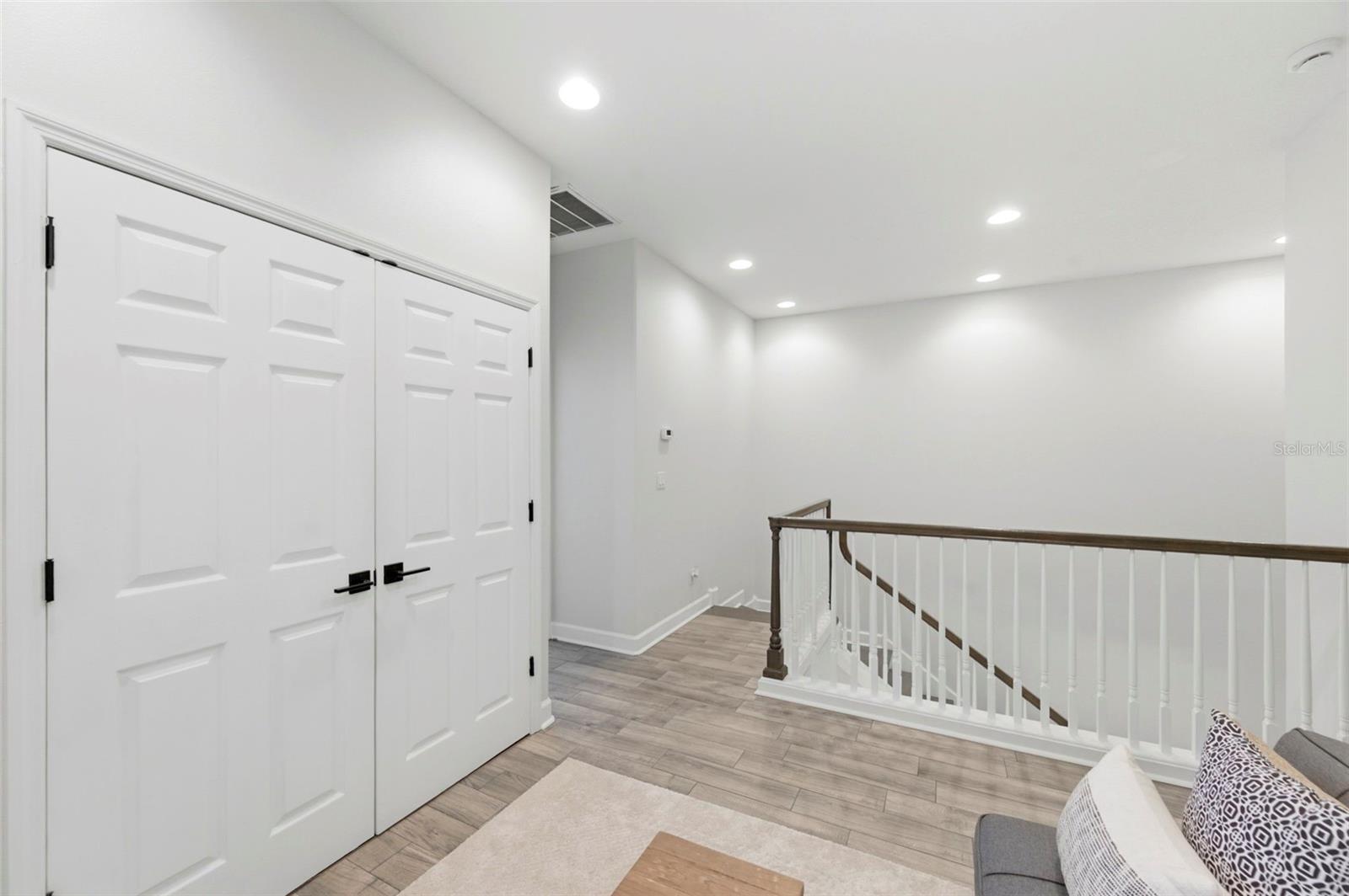 TANGLEWOOD TWNHMS - Residential