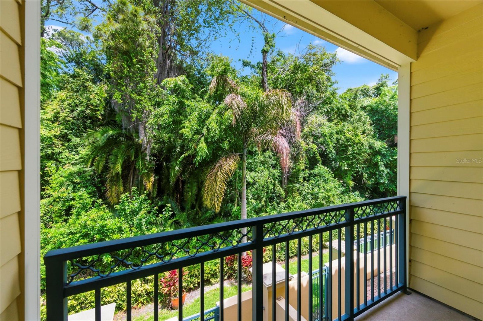 TANGLEWOOD TWNHMS - Residential