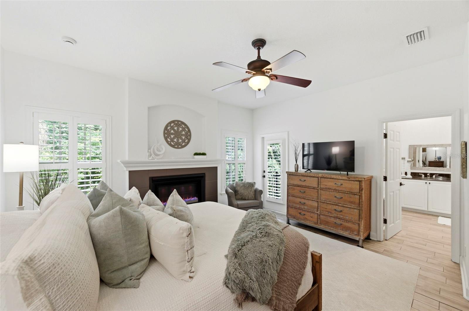 TANGLEWOOD TWNHMS - Residential