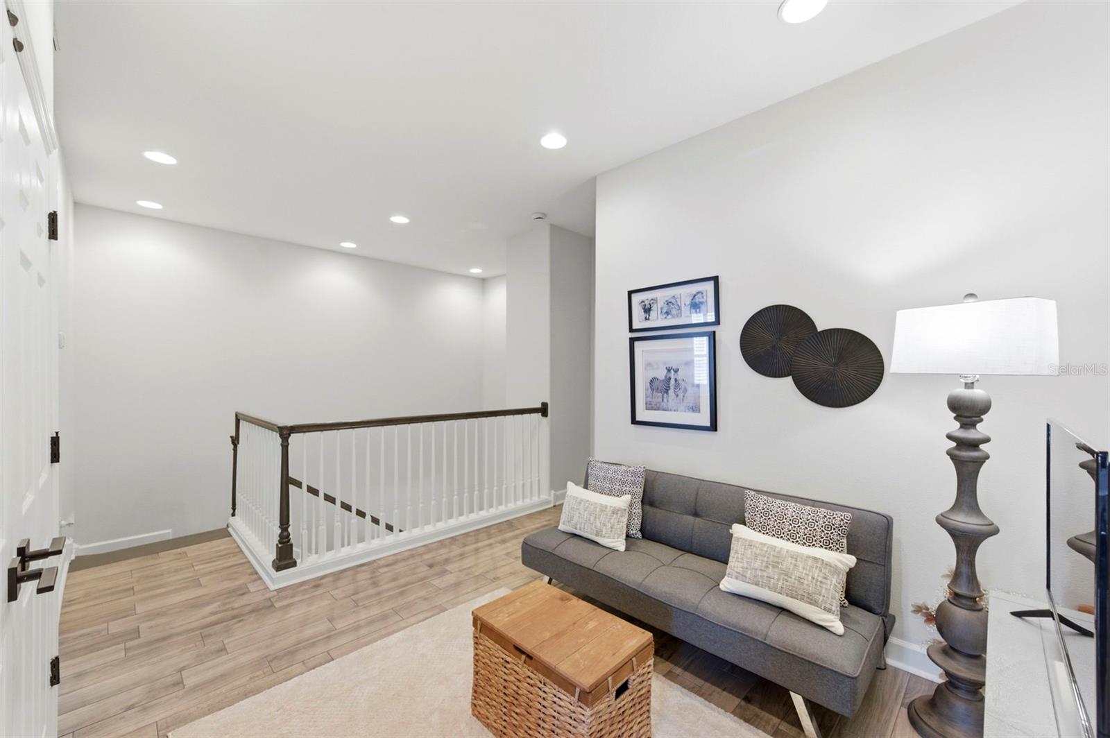 TANGLEWOOD TWNHMS - Residential