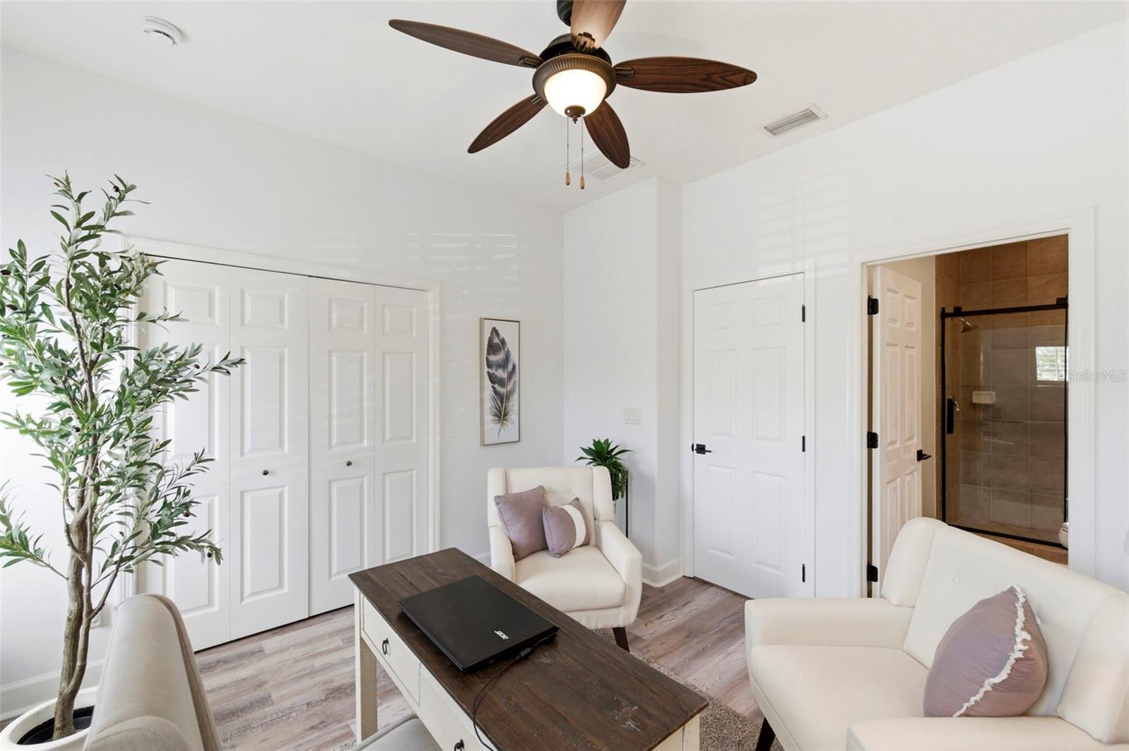 TANGLEWOOD TWNHMS - Residential