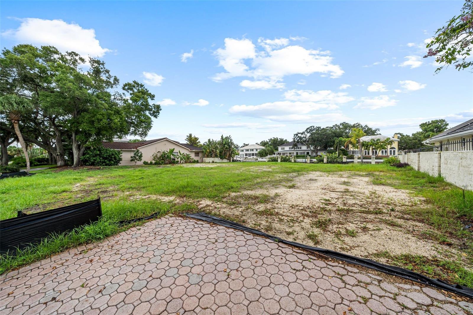 BEACH PARK ISLE SUB - Land