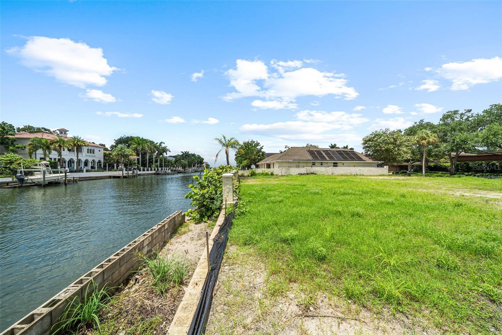 BEACH PARK ISLE SUB - Land