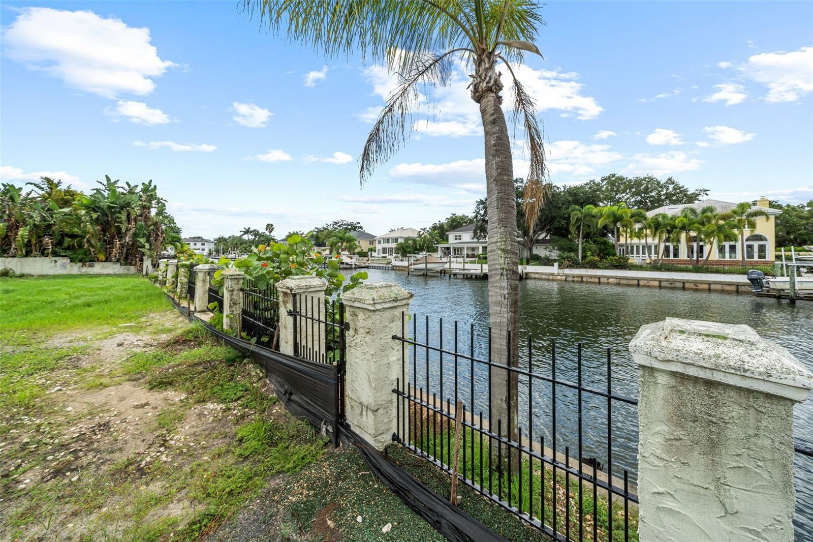 BEACH PARK ISLE SUB - Land