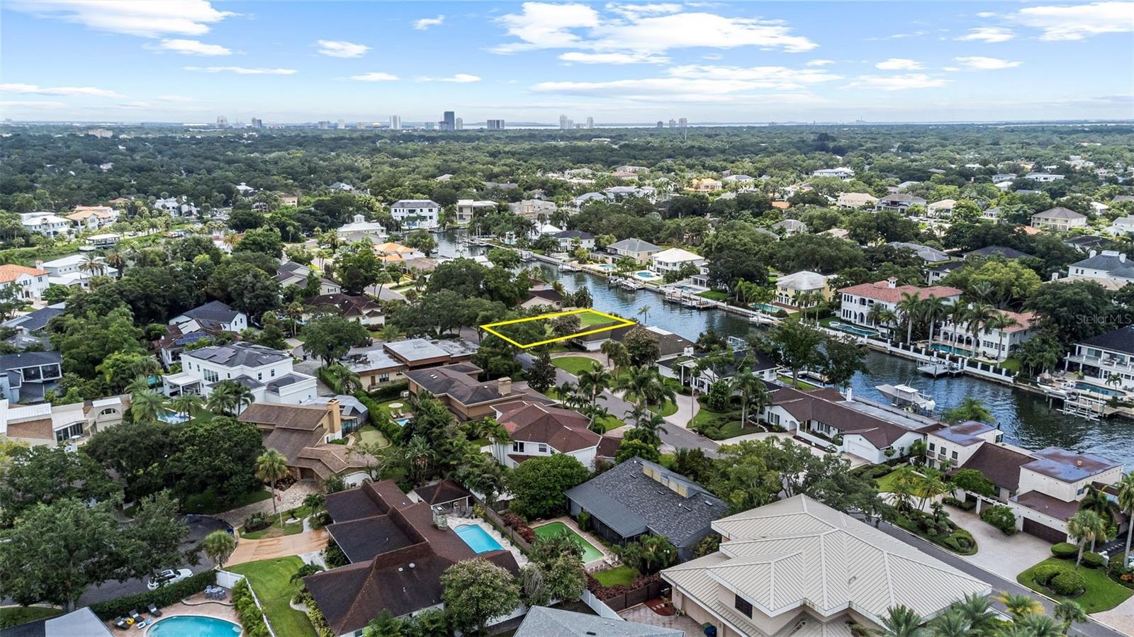 BEACH PARK ISLE SUB - Land