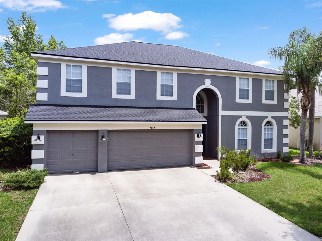 Photo of 2812 Windcrest Oaks Court, Valrico, FL 33594 (MLS # TB8399699)