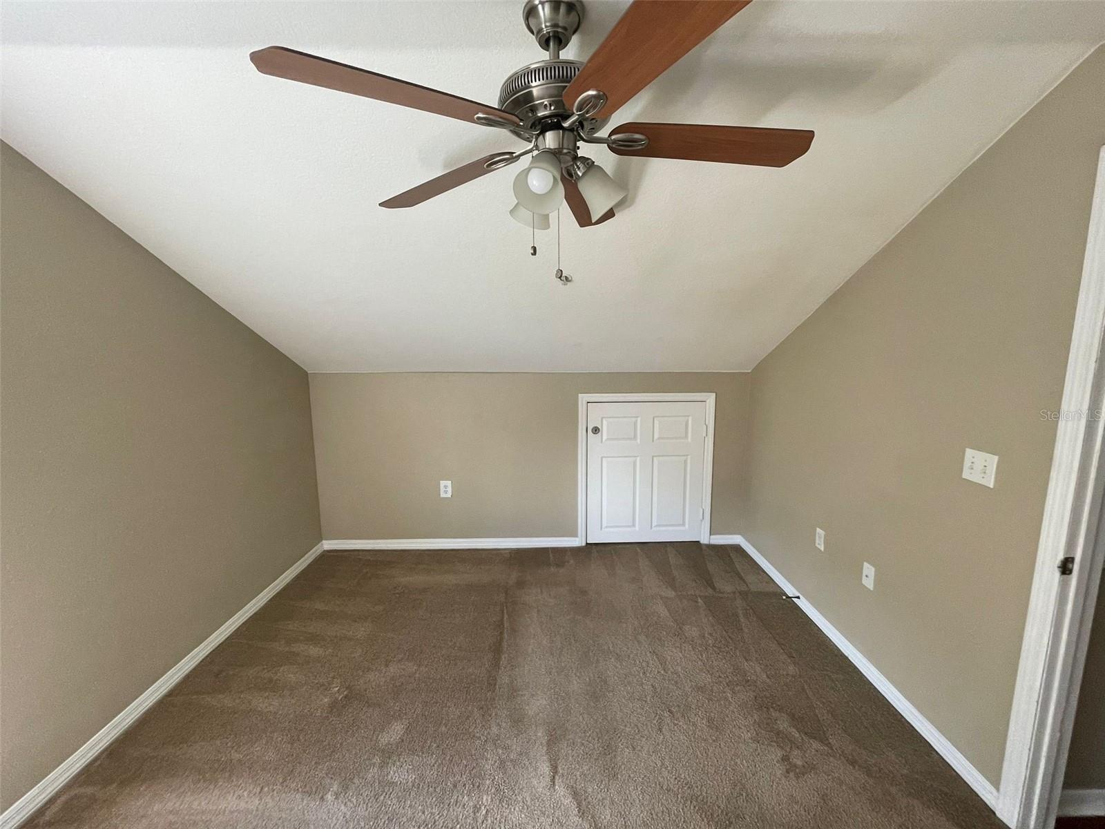 CHARLES TOWNE/PK CENTRAL - Residential Lease