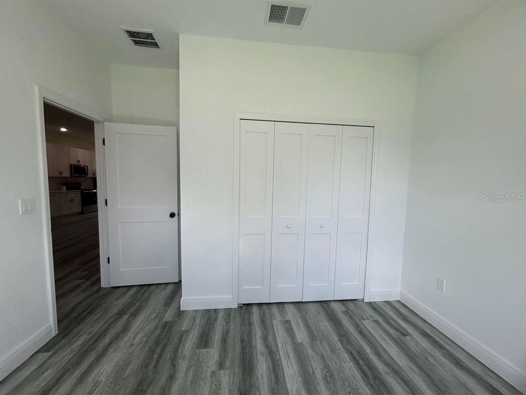 MARION OAKS 05 - Residential Lease