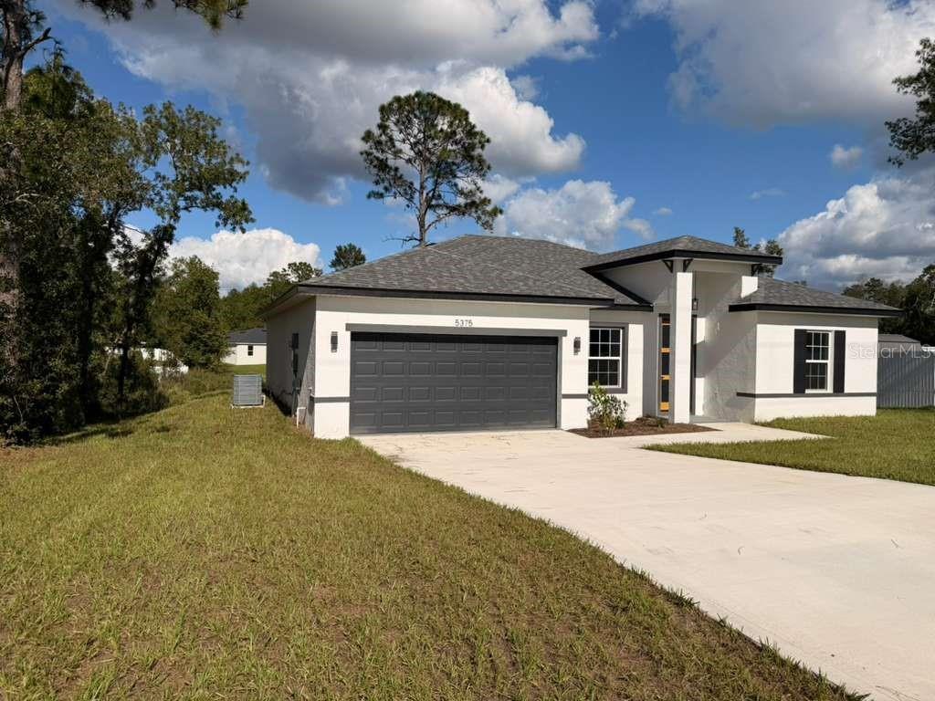 MARION OAKS 05 - Residential Lease
