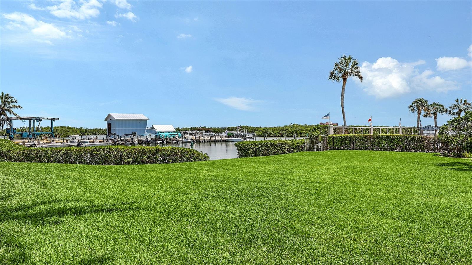 SUNRISE COVE SEC 1 - Residential