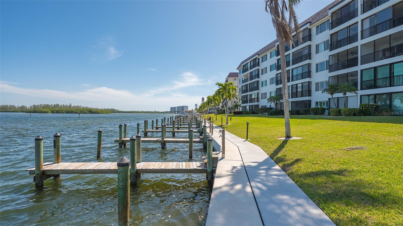 SUNRISE COVE SEC 1 - Residential