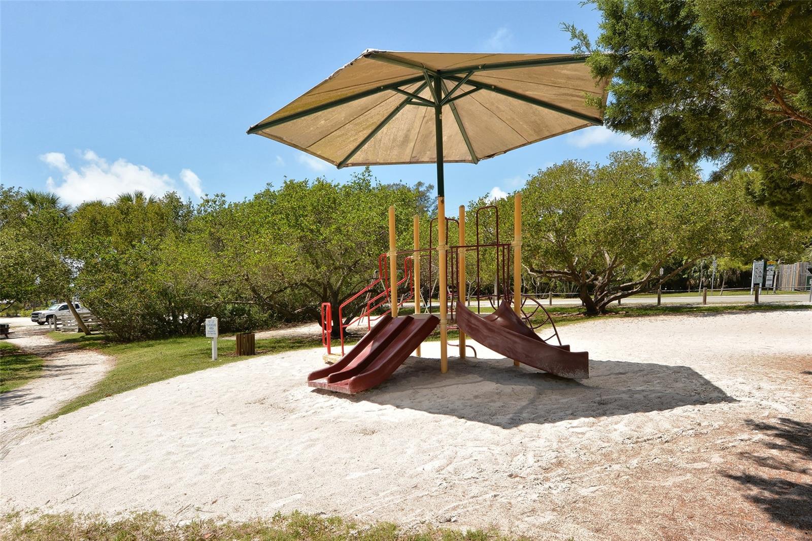 SUNRISE COVE SEC 1 - Residential