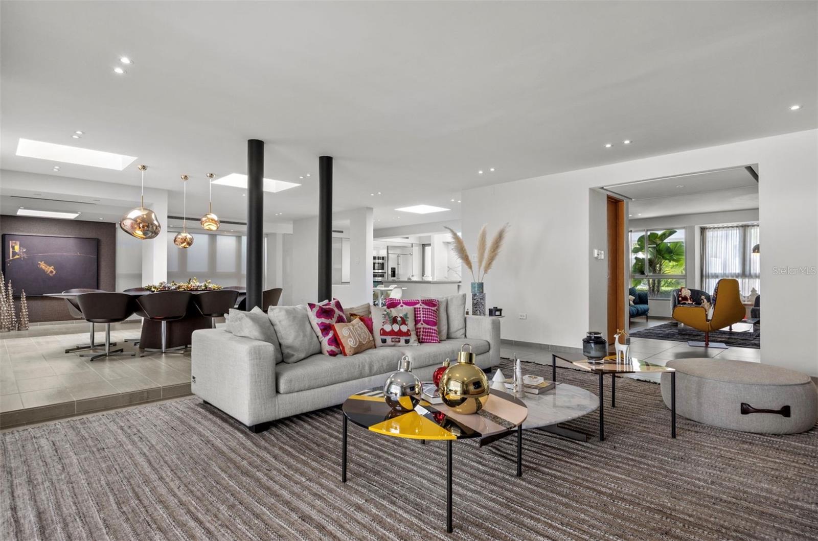 LA VILLA DE TORRIMAR - Residential