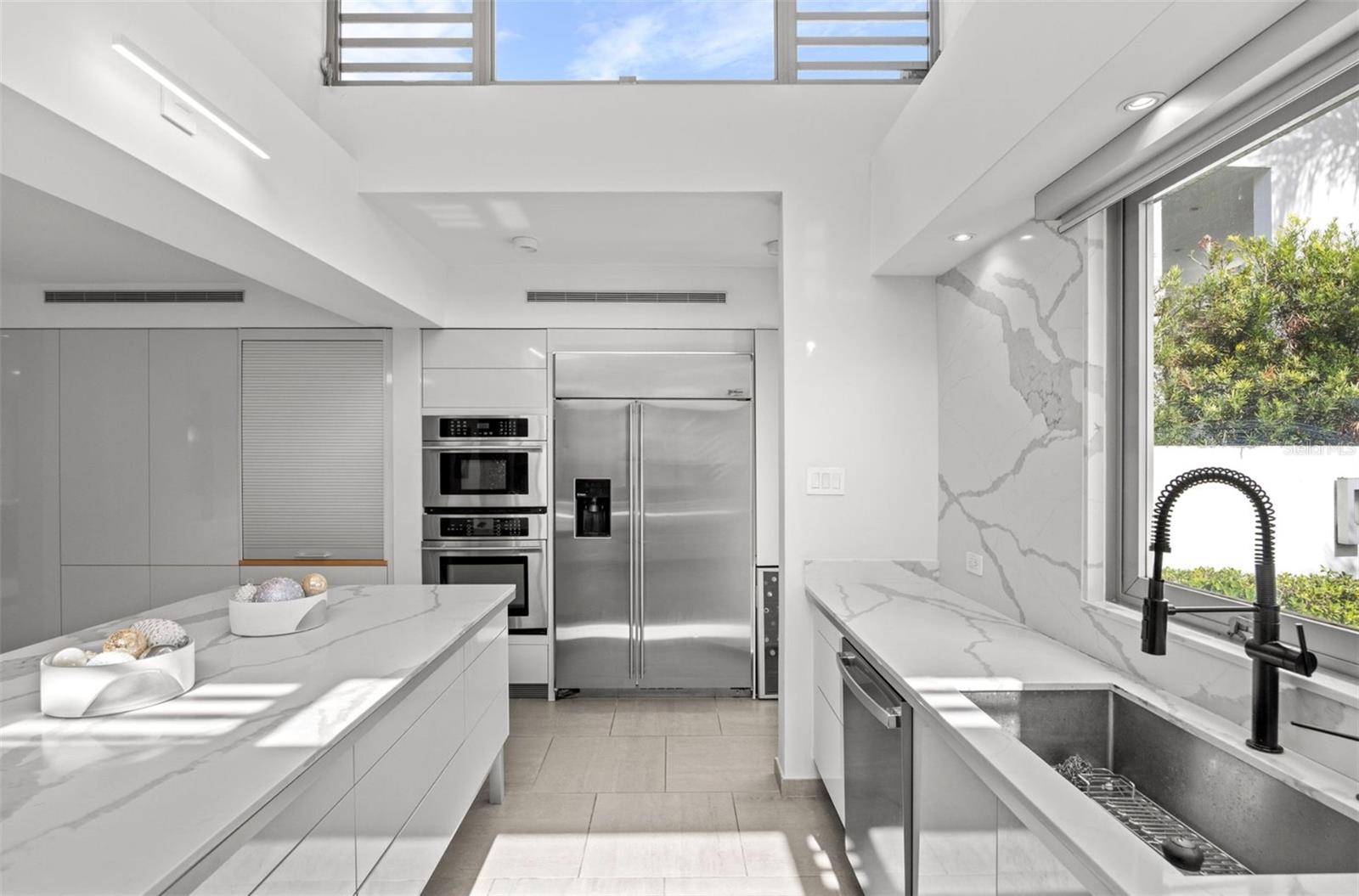 LA VILLA DE TORRIMAR - Residential