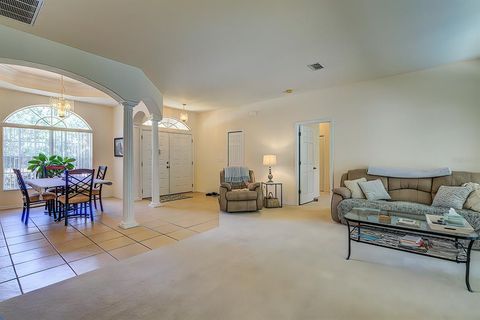 A home in HOMOSASSA