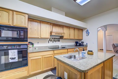 A home in HOMOSASSA