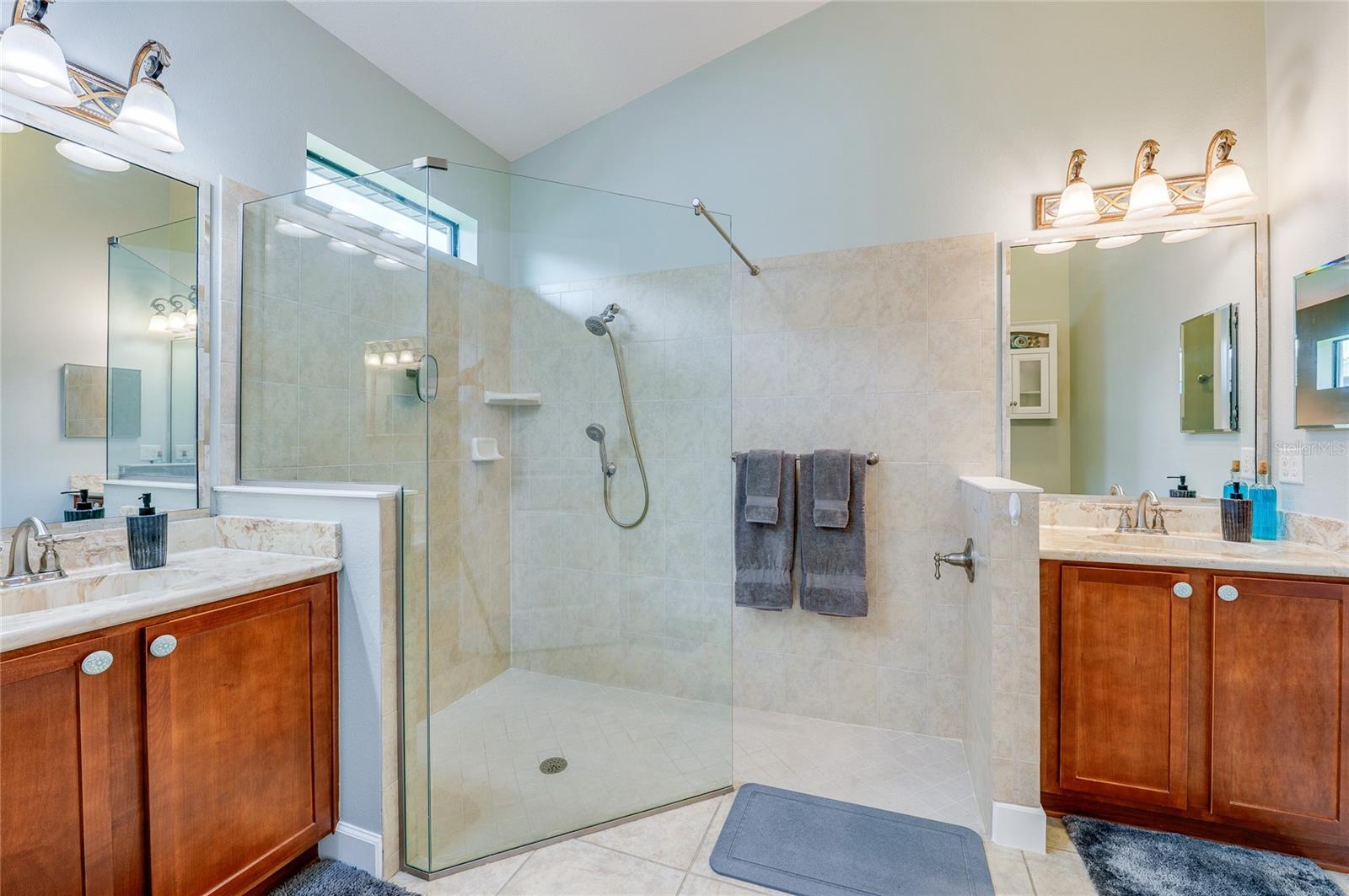 PLANTATION BAY PH 01A UNIT 01-6 - Residential
