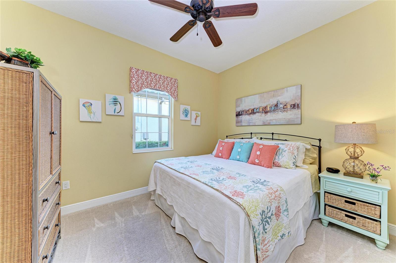 COUNTRY CLUB EAST - BELLEISLE - Residential