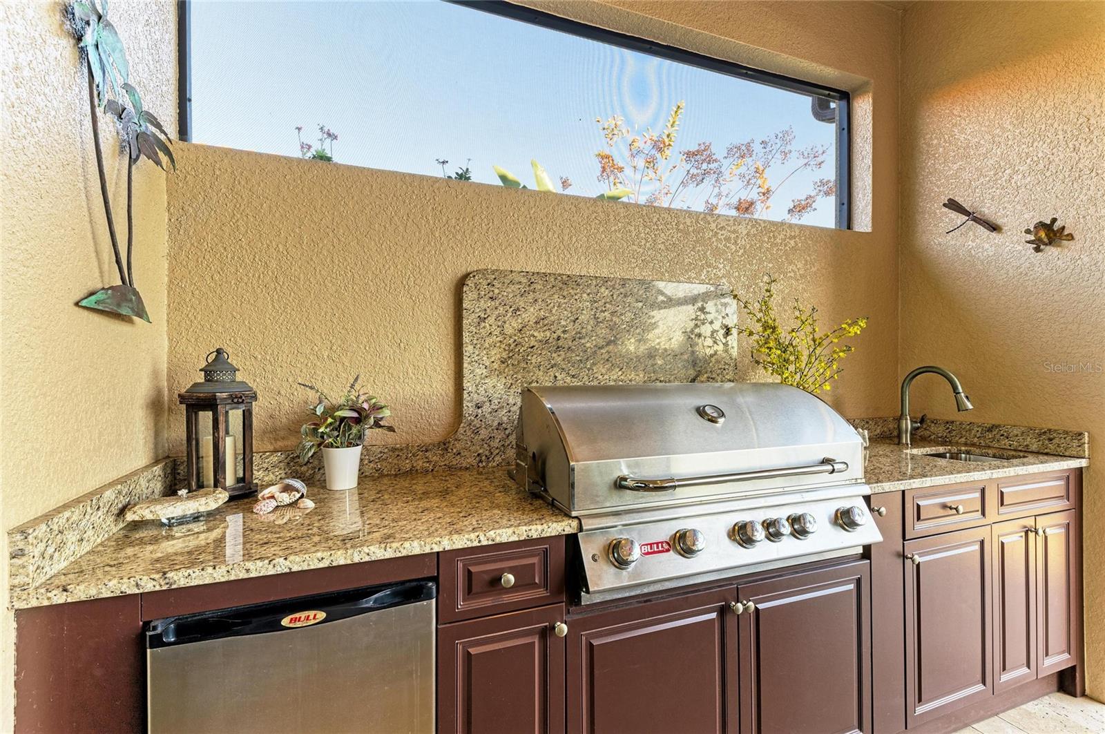 COUNTRY CLUB EAST - BELLEISLE - Residential