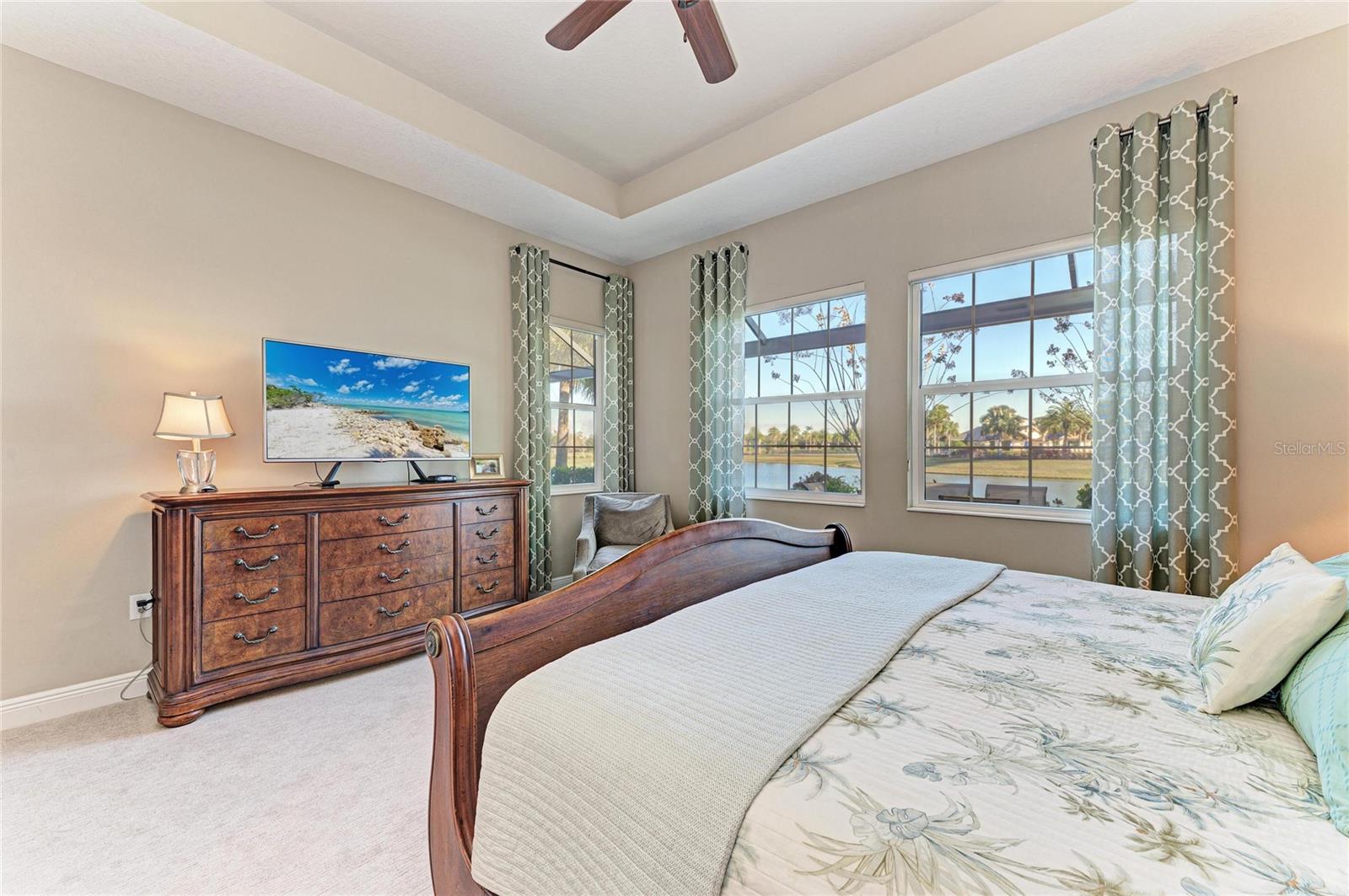 COUNTRY CLUB EAST - BELLEISLE - Residential