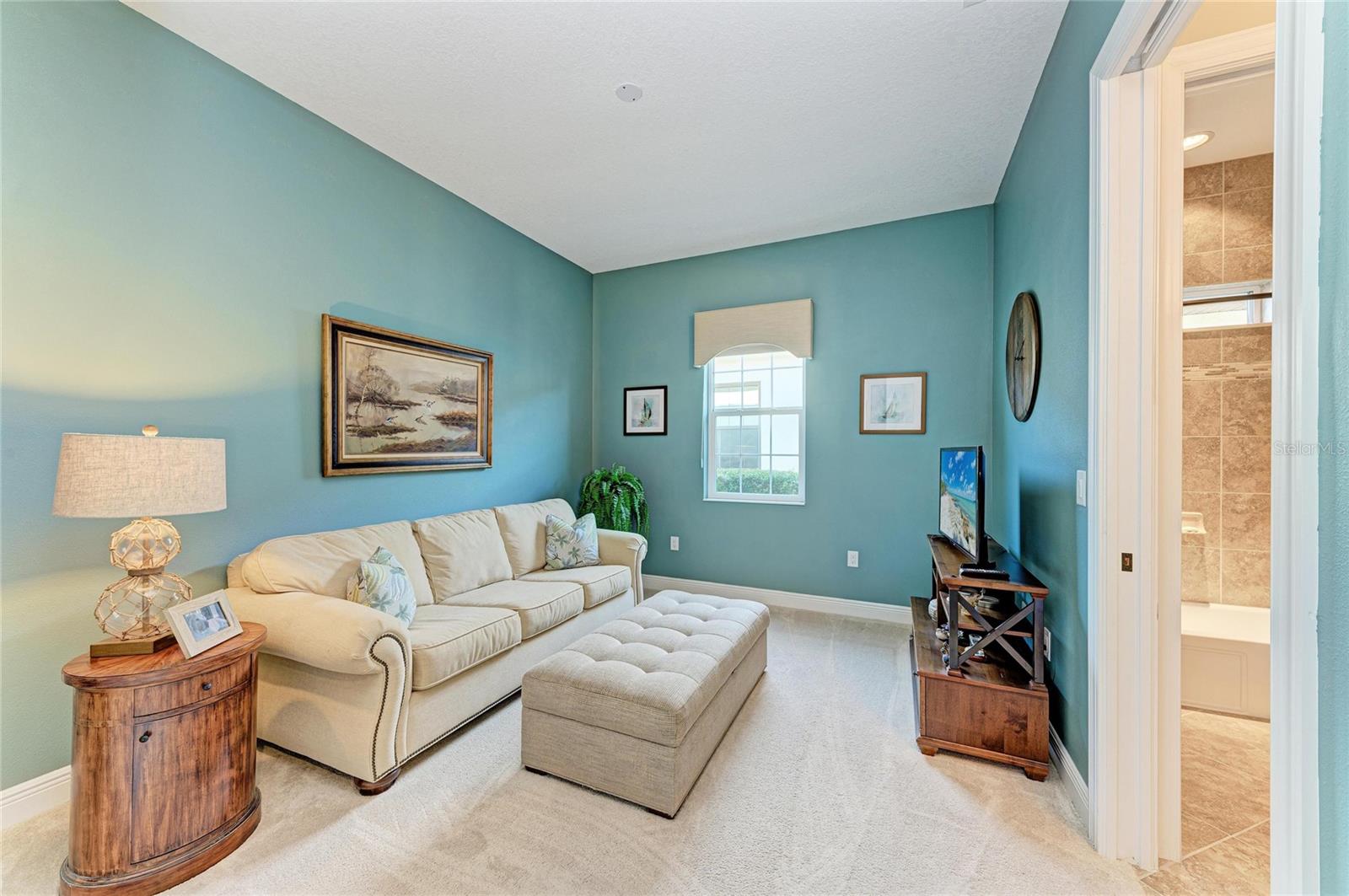 COUNTRY CLUB EAST - BELLEISLE - Residential