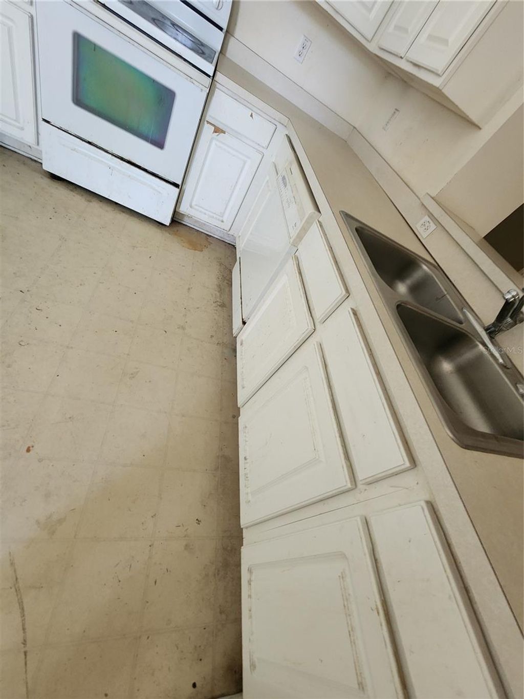 Photo of 2102 Rottwell Court, Brandon, FL 33510 (MLS # TB8521016)