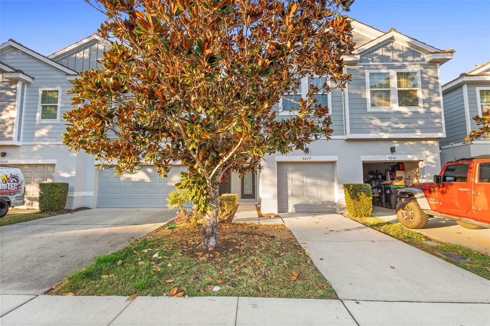 SOMERSET CHASE - Residential