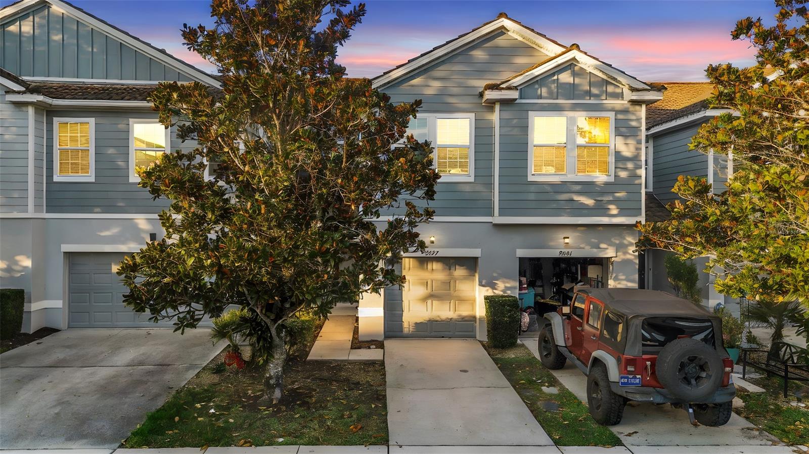 SOMERSET CHASE - Residential